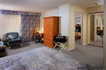Chateau Hotel&suites 4* Victoria