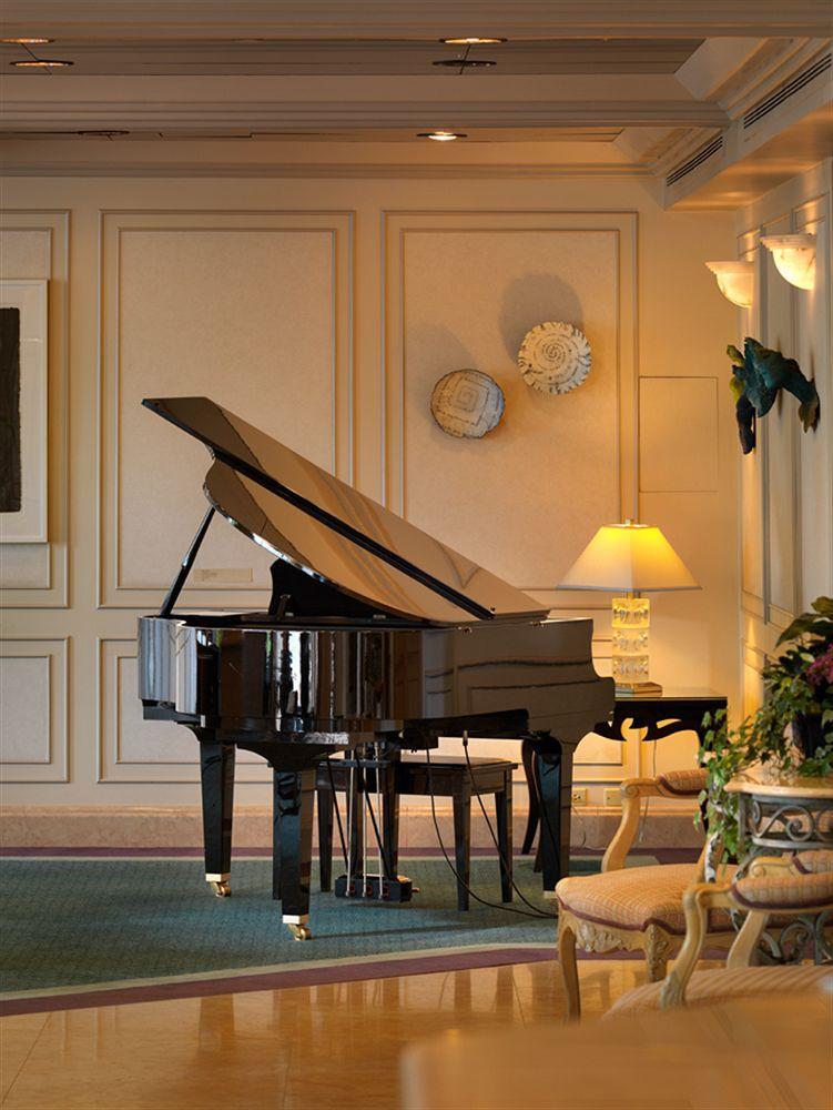Chateau Hotel&suites Victoria