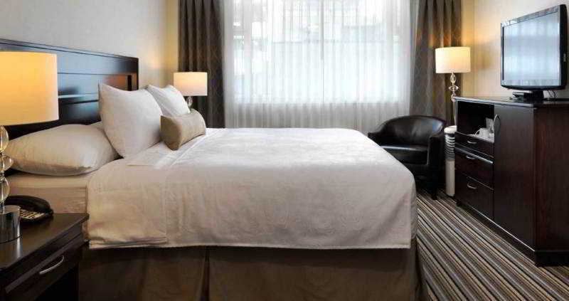 Chateau Hotel&suites 4*