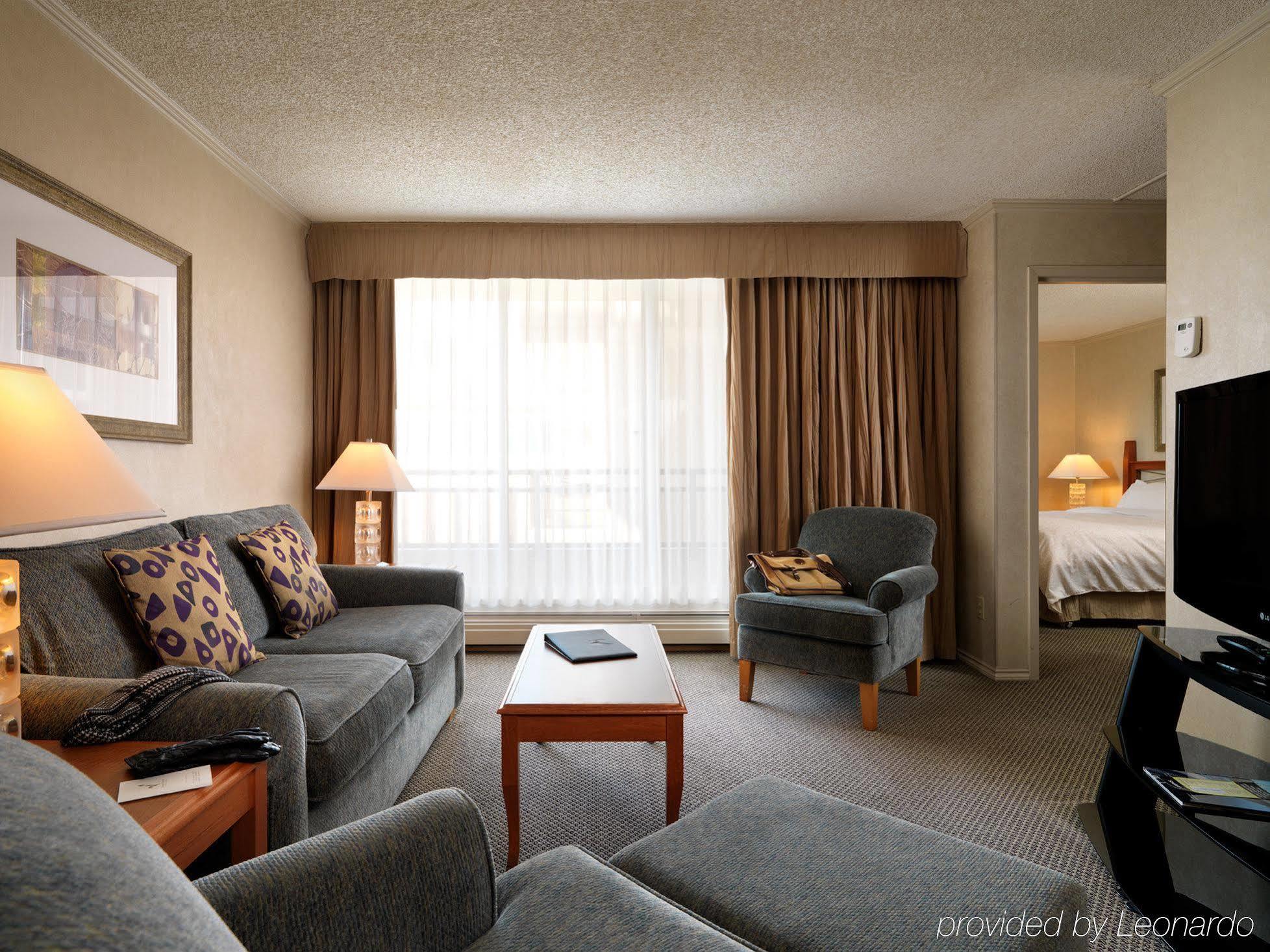 Chateau Hotel&suites Hotel