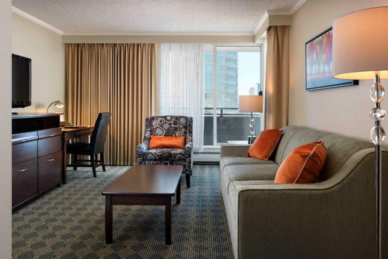 Chateau Hotel&suites Hotel 4*